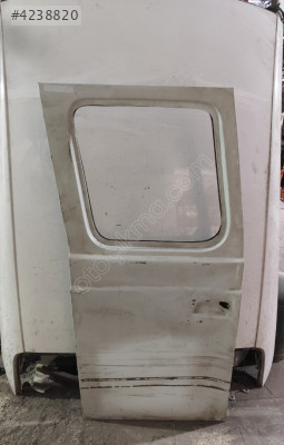 BMC LEVEND ÇİFTKABİN SOL ARKA KAPI ORİJİNAL ÇIKMA PARÇA