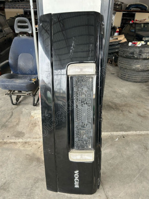 RANGE ROVER VOUGE BAGAJ ALT KAPAĞI ORJİNAL ÇIKMA