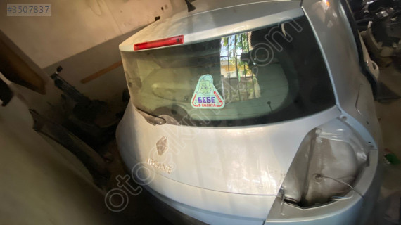 RENAULT MEGANE 2 HB BAGAJ KAPAĞI