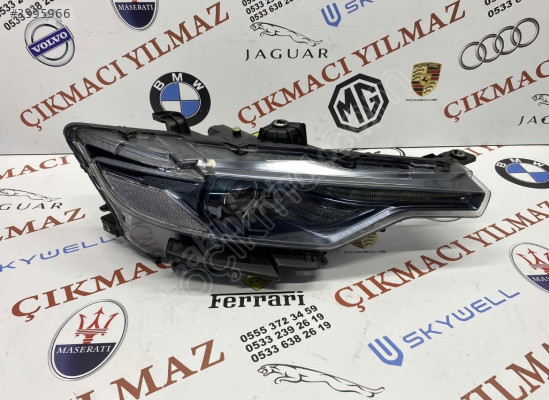 Maserati levante sağ far Maserati çıkma yedek parça