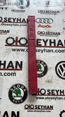 8K0860251 vw tiguan 2015 uyarı reflektörü