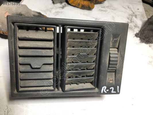 Renault 21 Havalandırma Izgarası