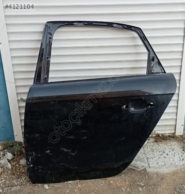 AUDİ A3 HB ORJINAL CIKMA SOL ARKA KAPI b