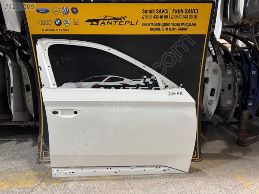 SKODA SUPERB SAĞ ÖN KAPI 2015-2024 ÇIKMA ORİJİNAL