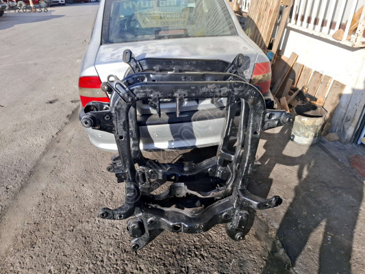 ÖZMEN OPEL ASTRA G H ÇIKMA ÖN TRAVERS ALT BEŞİK