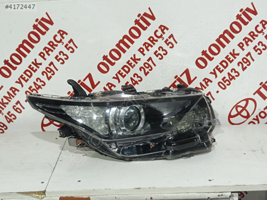 TOYOTA AURİS SAĞ ÖN FAR 2015/2018