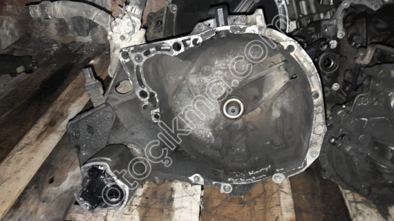 Renault kango 2    1.5 manuel sanziman yedek parça