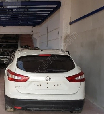 Qashqai J11 Nissan Arka Tampon & Diğer Parçalar - Mil Oto