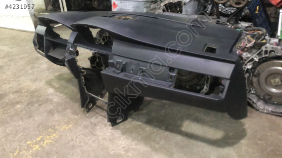 2006-2010 BMW 5.20 E60 KASA TORPİDO VE GÖĞÜS