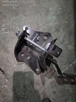 Clio 4 arka dingil ayagi sol 554303125R