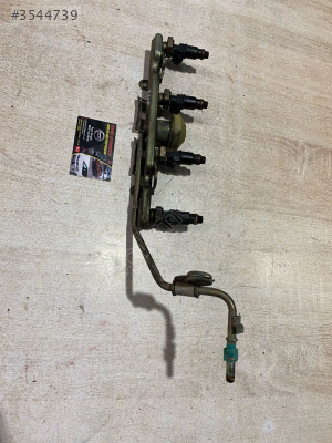 Honda Jazz Orijinal Enjektör ve Kütüğü 2003-2007 Model