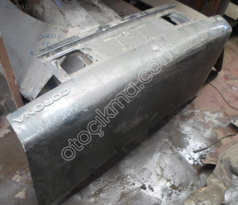 TOYOTA CORONA XL GRİ BAGAJ KAPAK