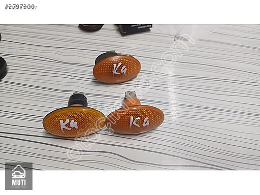 Ford Ka Çamurluk Sinyali Çıkma