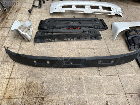 FORD F MAX ÇIKMA ORJİNAL ÖN CAM IZGARASI N2
