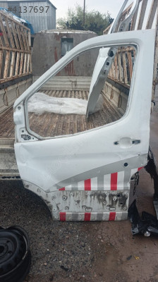 2014-24 Orjinal Çıkma Ford Transit Sol Ön Kapı Parçası
