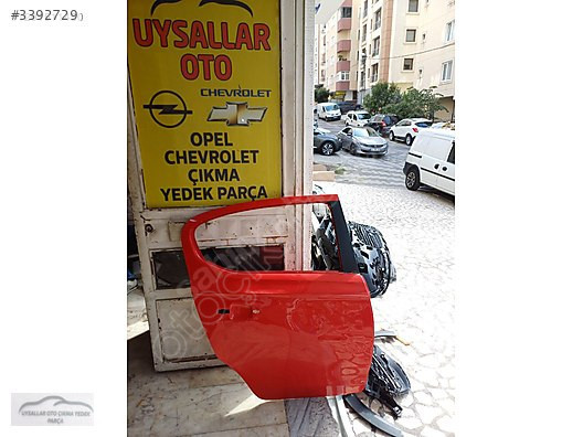 Opel Corsa e çıkma orijinal sağ arka kapı
