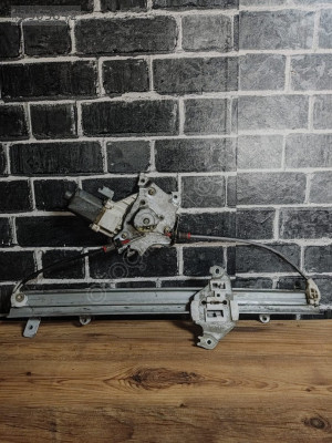 NİSSAN MİCRA K12 SAĞ ÖN CAM KRİKOSU VE MOTORU