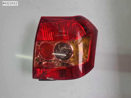 TOYOTA COROLLA HB SOL ARKA STOP LAMBASI 2004-2007 SIFIR AYARINDA