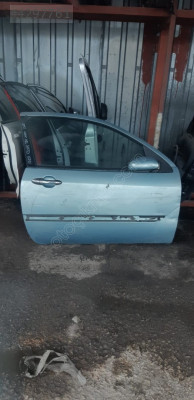 FORD FOCUS 1 SAĞ ÖN KAPI ÇIKMA ORJİNAL DOLU