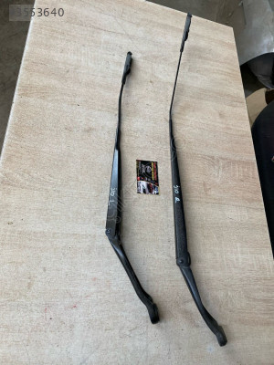 Nissan Qashqai J10 Orijinal Sağ & Sol Silecek Kolu 2008-2013