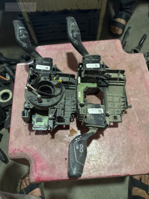 Ford Focus direksiyon sinyal kolu ve zemberek