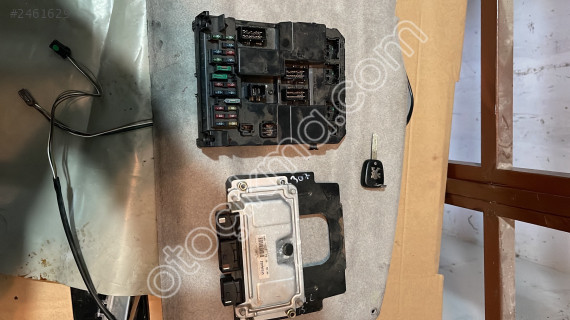 PEUGEOT 307 BENZİNLİ MOTOR BEYNİ BSI İMMO SET ORJİNAL ÇIKMA