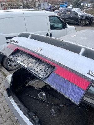 RENAULT R21 MANAGER ARKA BAGAJ REFLEKTÖRÜ