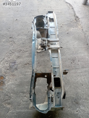RENAULT MEGANE 1 ÖN PANEL