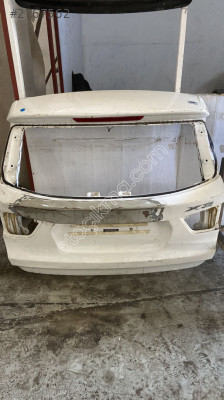 Bmw x3 bagaj kapağı