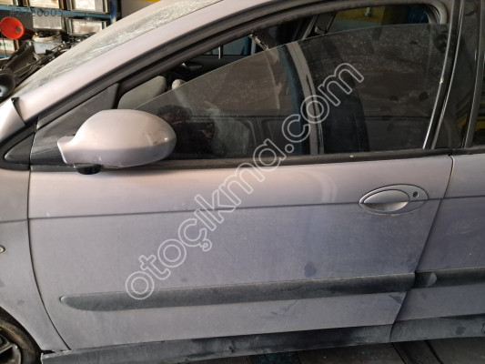 CİTROEN C5 2.2 HDİ PARÇA BULUNUR