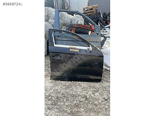AUDİ A3 2012-2016 SAĞ ÖN KAPI OEM 8v083790301s ÇIKMA SÖKME YEDEK