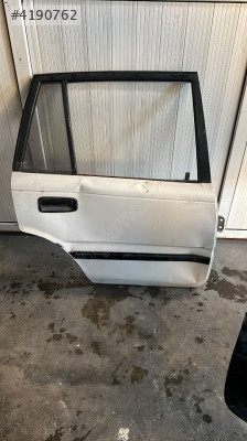 Toyota Corolla 91 sağ arka kapı orjinal dolu