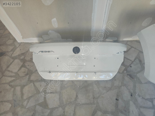 Fiat egea çıkma bagaj kapağı