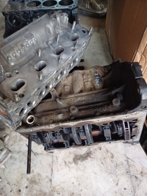 Opel Corsa C 1.2 xep blog piston krank silindir kapağı eksantrik