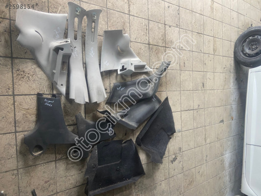 Peugeot 206+ iç trim döşeme parçaları