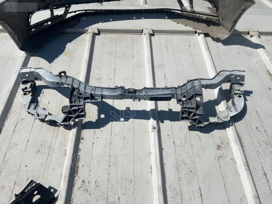 2012/2018 FORD FOCUS BEYAZ ÖN PANEL ORJINAL