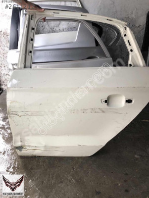 AUDİ A3 SOL ARKA KAPI