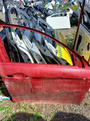 FİAT EGEA SAĞ ÖN KAPI ORJİNAL ÇIKMA UYGUN FİYAT