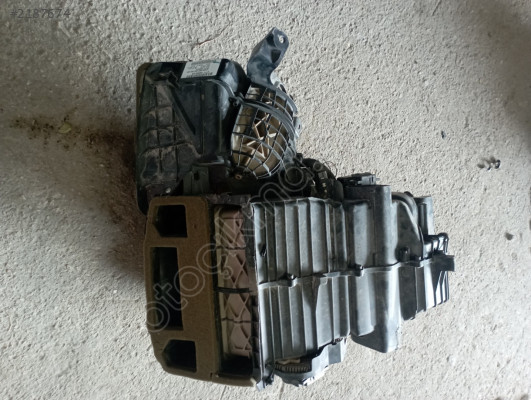 FORD COURİER KALORİFER KUTUSU.KLİMASIZ
