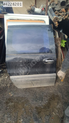 Kia karnaval sağ sürgülü kapi