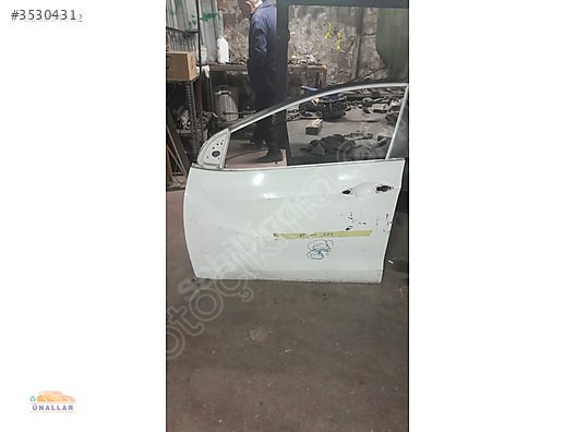 HYUNDAİ İ30 ÖN KAPI ''MERTLER OTO YEDEK PARÇA''DA