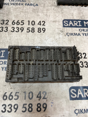 ÇIKMA VW TRANSPORTER T4 357 937 039 357937039 SİGORTA KUTUSU