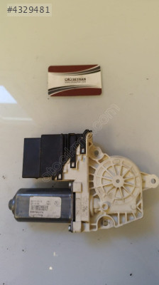 3C0959704B Jetta 2012 arka sağ kapı cam motoru