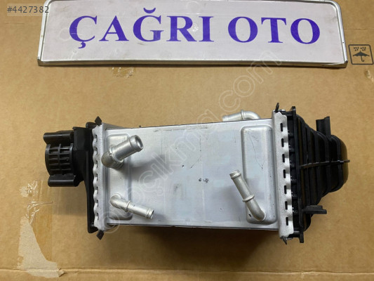 04E145785 1.5 TSİ TURBO RADYATÖRÜ TİGUAN T-ROC ÇIKMA ORJİNAL