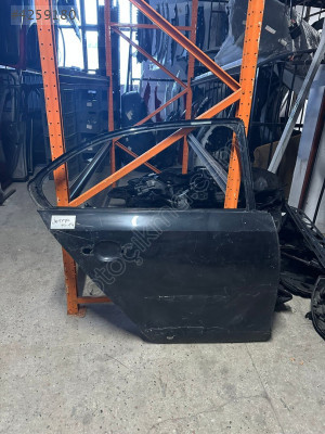 VW JETTA SAĞ ARKA KAPI 2012-18