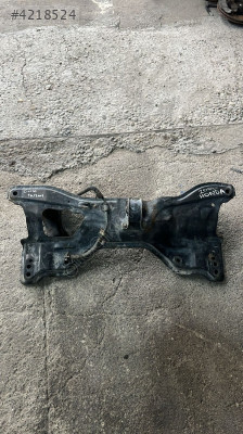 Honda civic 96/2001 arası motor alt travers