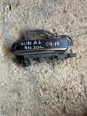 AUDİ A6 ÖN SOL KAPI KOLU 4F0837885