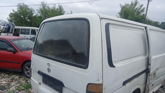 Toyota hiace arka cam yedek parça