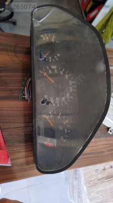 Mercedes w202 gösterge saati