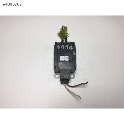 Volkswagen Golf Anten Amplifikatör Beyni 5M0035570B 7617310031